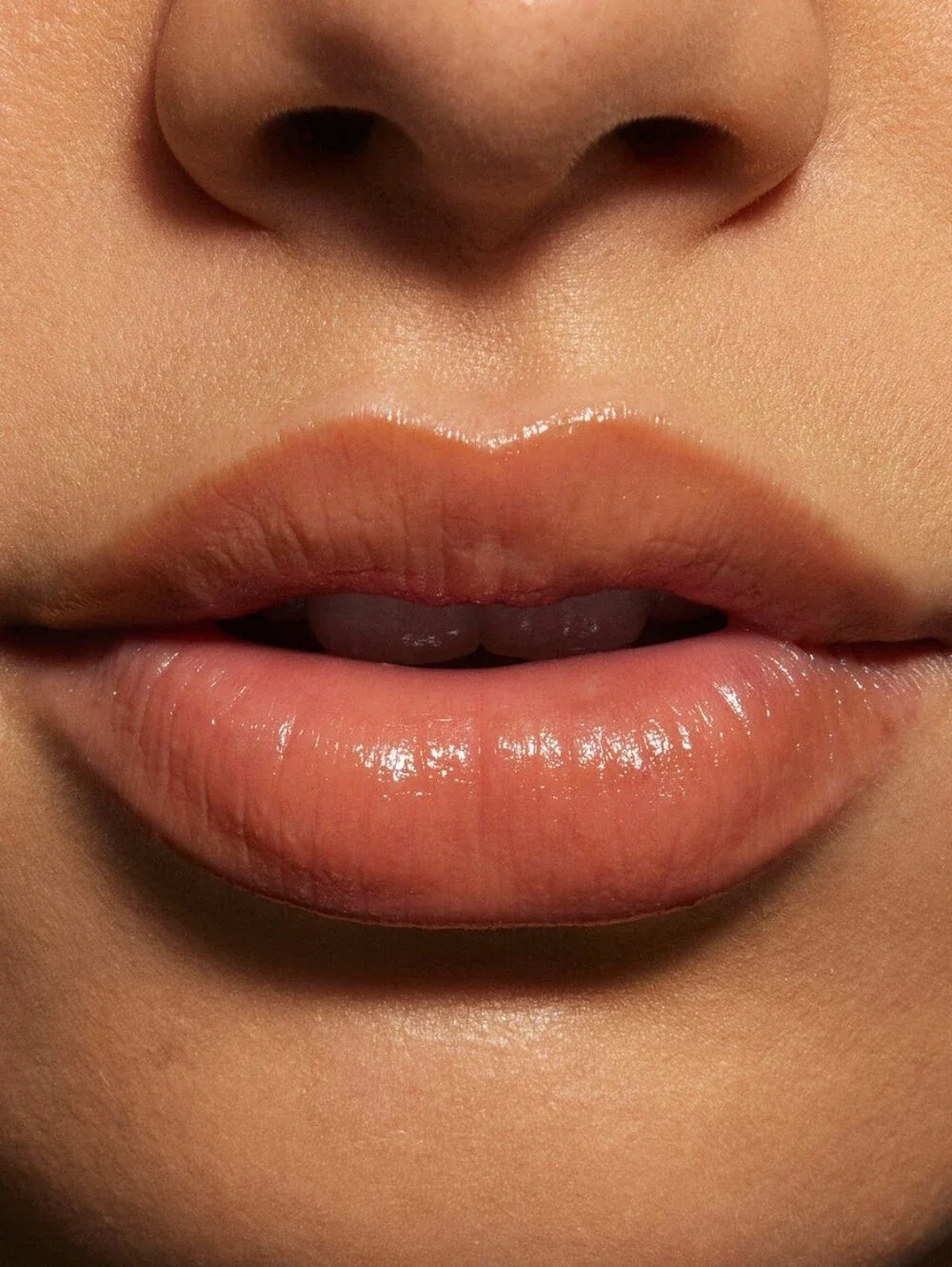 Kylie Cosmetics Tinted Butter Balm Honey 730—Shade: Light brown 0.08 oz